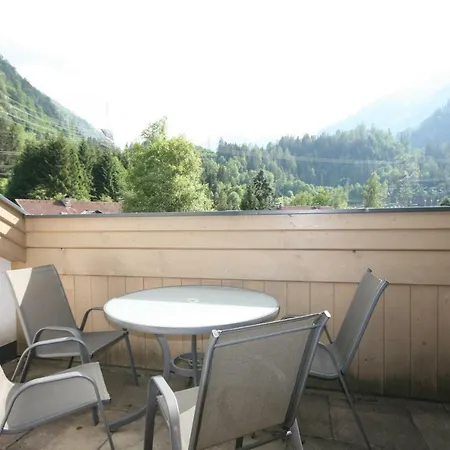 Zur Kapelle Apartman *